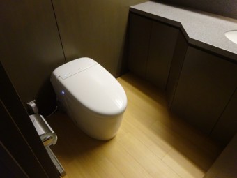 TOTOレストパスI型&ネオレストRH1にお取替え TOTOレストパスI型&ネオレストRH1にお取替え